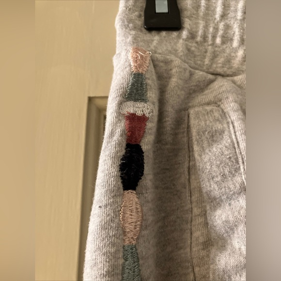 Ivory Ella Gray joggers women Embroidered Size XSM Tie - Picture 6 of 10